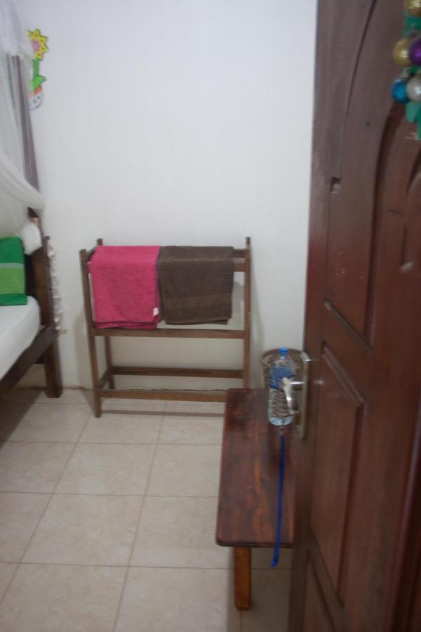 Senith Guest House Mirissa Exterior foto